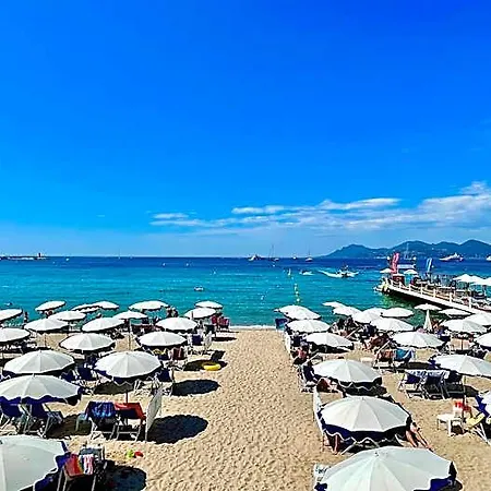 Hotel 2 Comfortable 2 Bedrooms, Large South-facing Terrace 3*