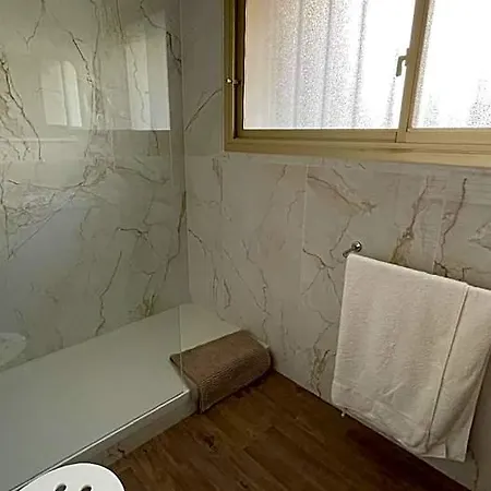 2 Comfortable 2 Bedrooms, Large South-facing Terrace 3* Cannes